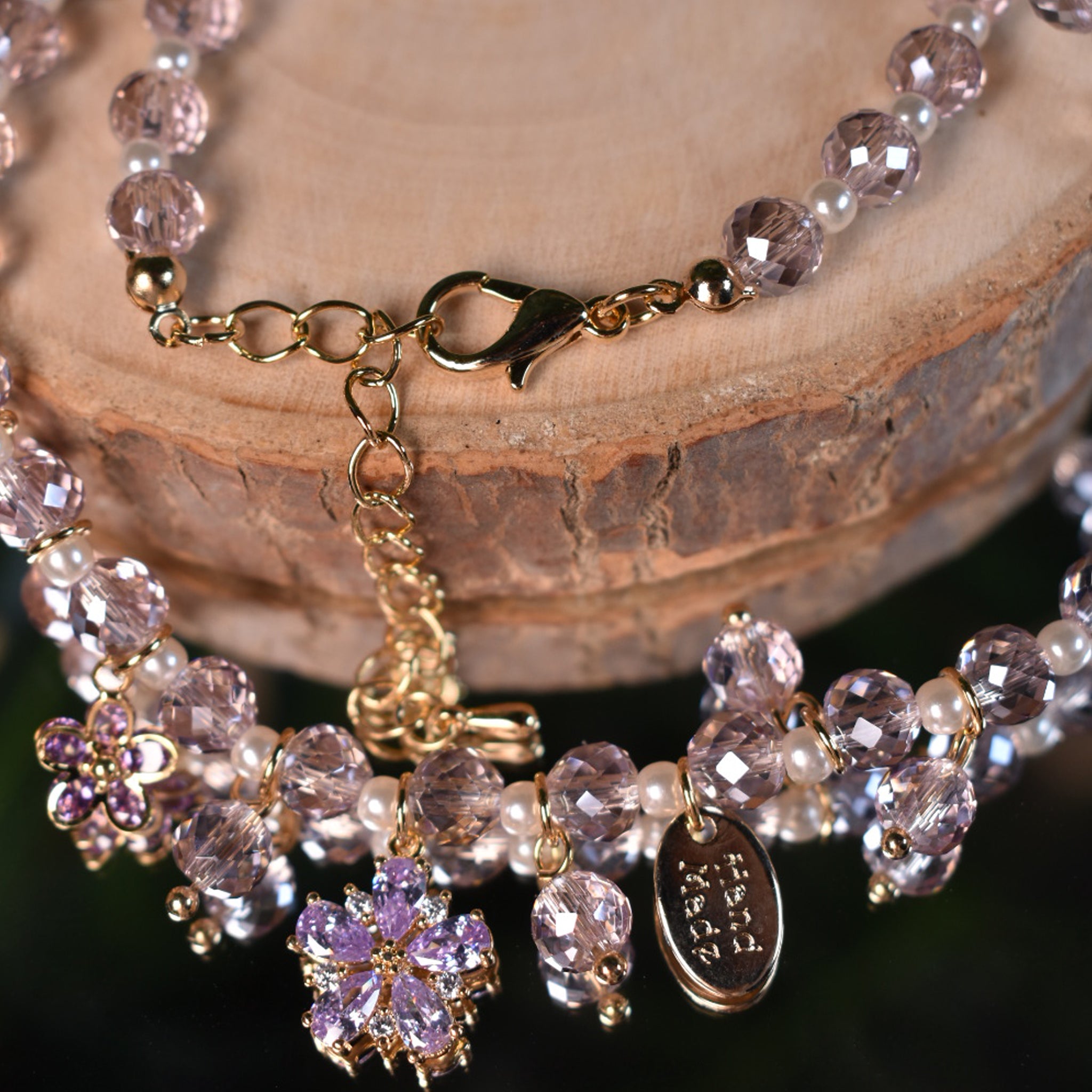 Pearls of Korea - Stylish Flower Garland Necklace