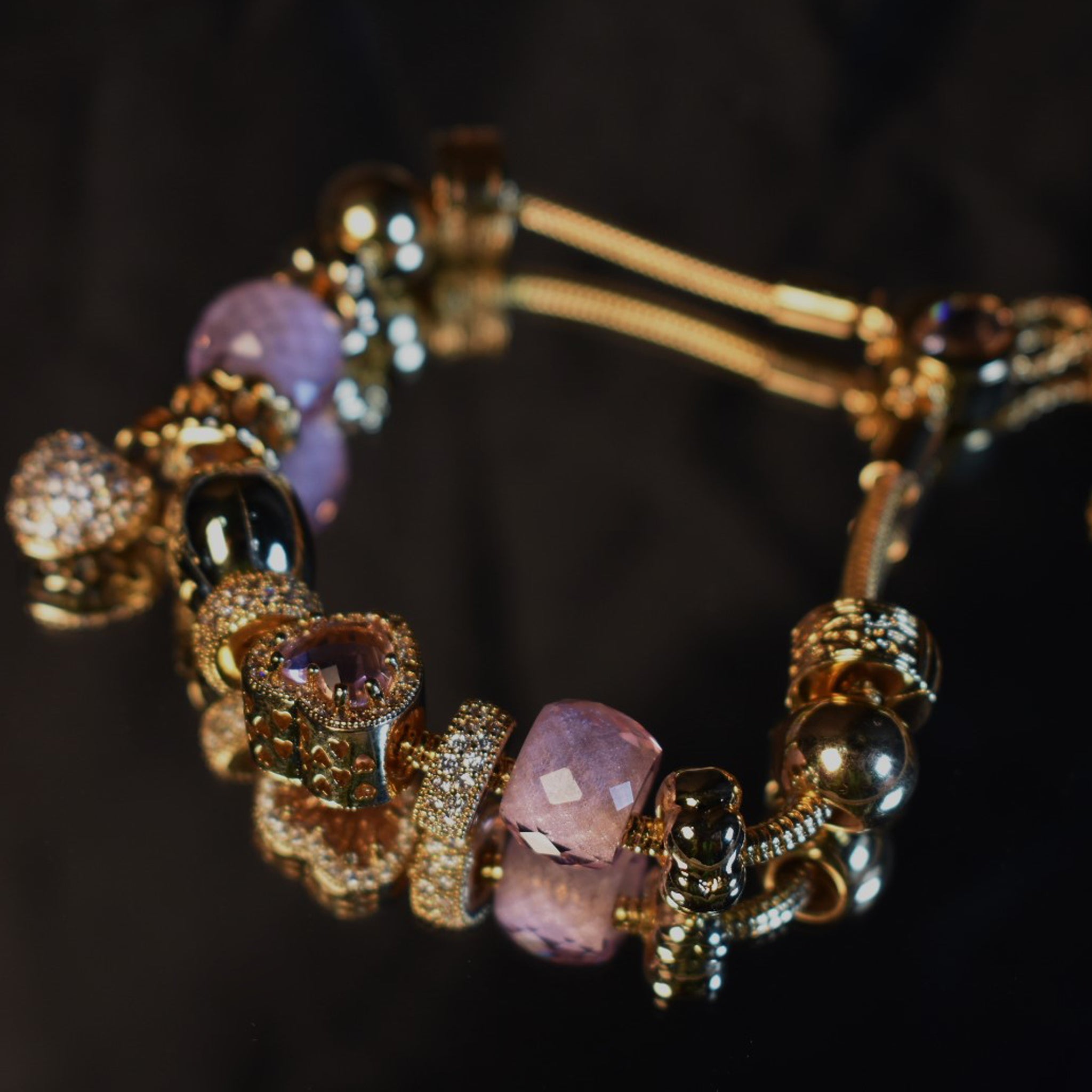 Pearls of Korea - Golden Charming Bracelet