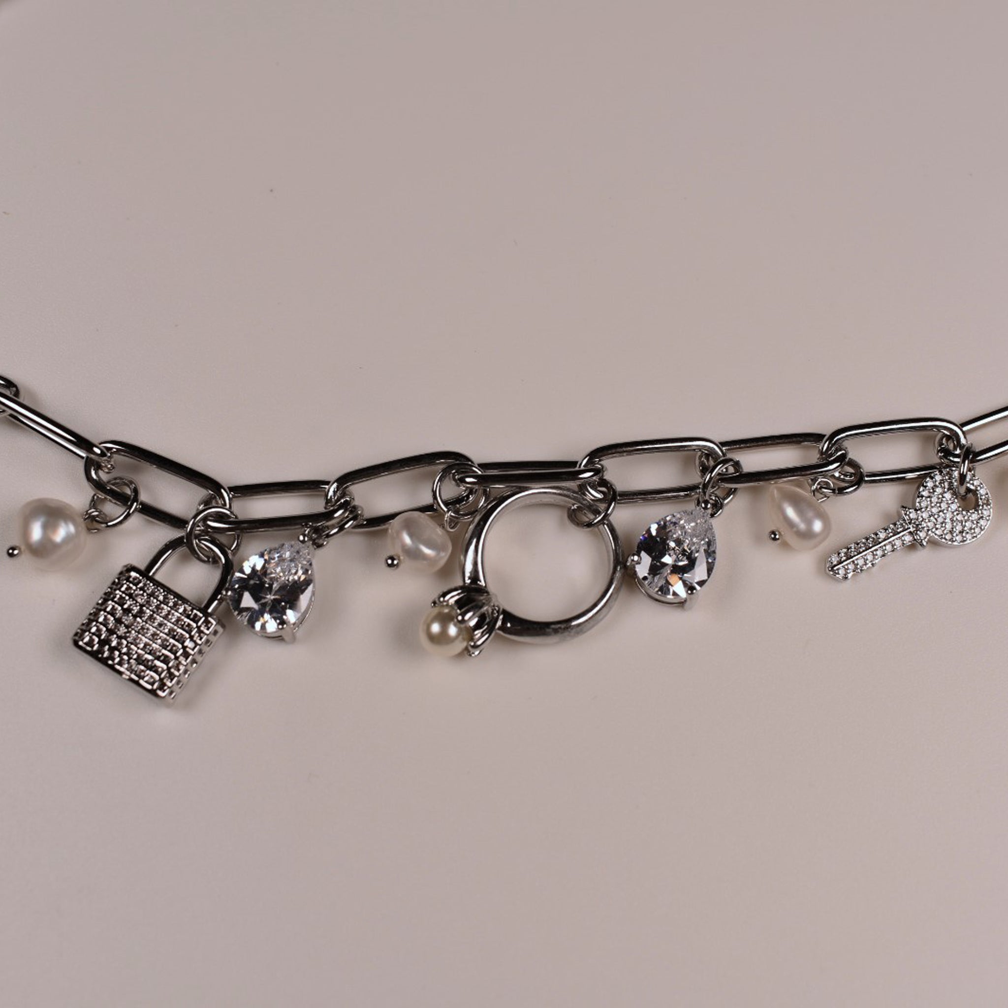 Pearls of Korea - Key Lock Chain Necklace